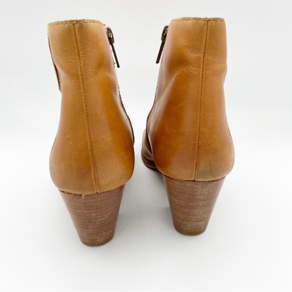 Frye Judith Leather Zip Ankle Bootie tan 8.5